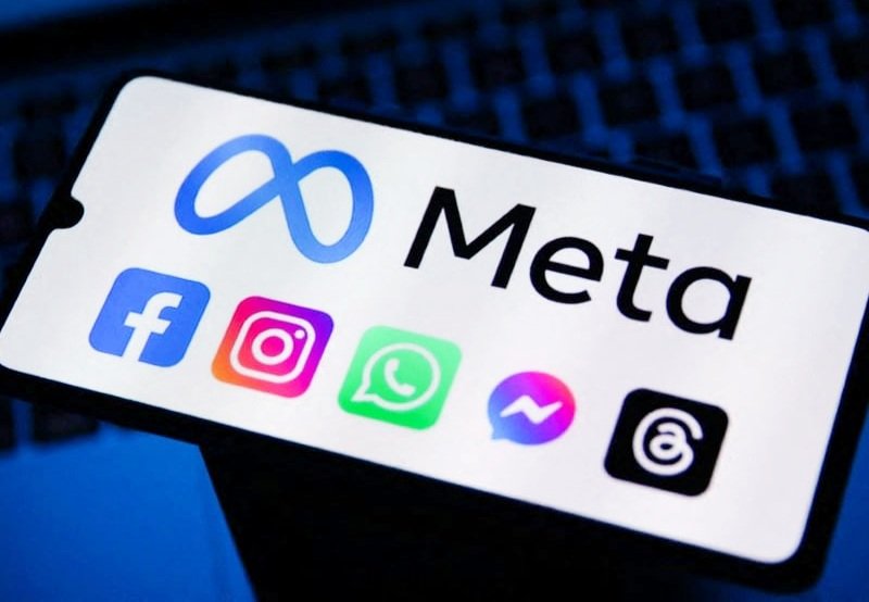 Facebook and Instagram Face Outages Across the US