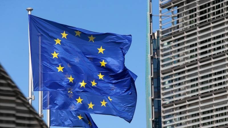 Euro Area Inflation Revised Down to 3.2% in August