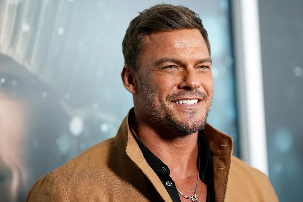 Alan Ritchson and Wife Catherine Announce Separation After 20 Years